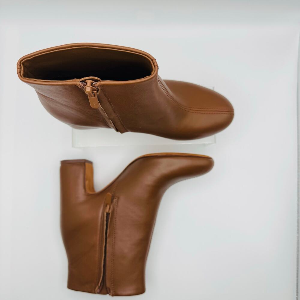 Vince Terri Brown Leather Block Heel Ankle Booties Chelsea Boots 35.5 - Picture 11 of 13